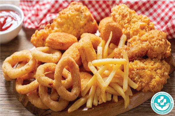 bị viêm lộ tuyến cổ tử cung kiêng ăn gì